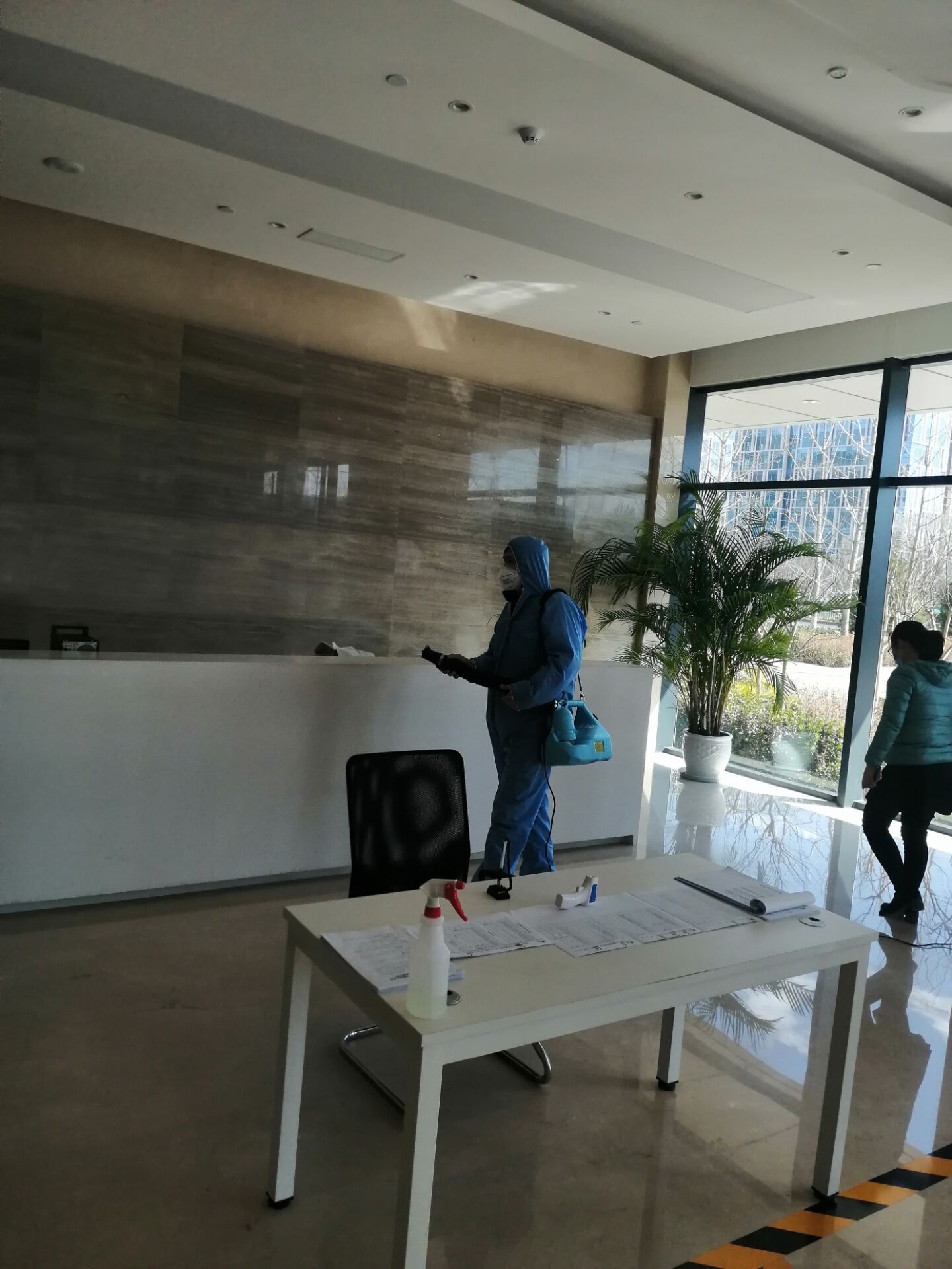 辦公室噴霧消毒公司有哪些效率需要專業(yè)人士操作才能提升